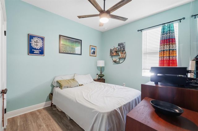 2201 GLADIOLUS LN LANE, Mascotte, FL 34753