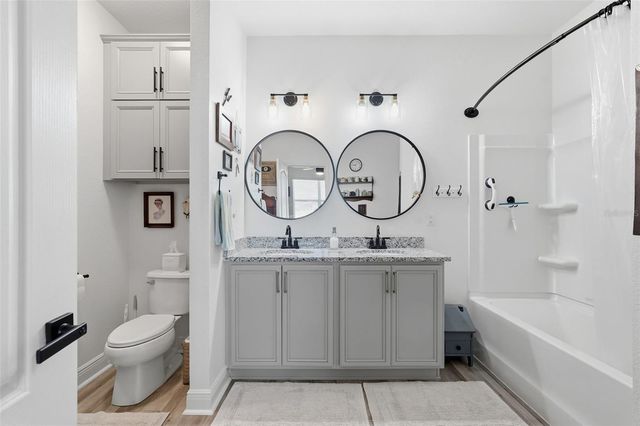 2201 GLADIOLUS LN LANE, Mascotte, FL 34753