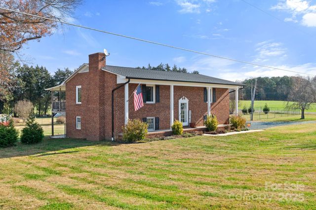 577 John Crotts Road, Mocksville, NC 27028