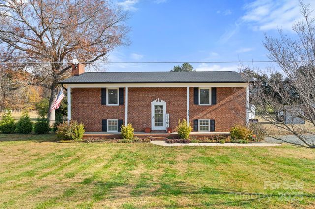 577 John Crotts Road, Mocksville, NC 27028