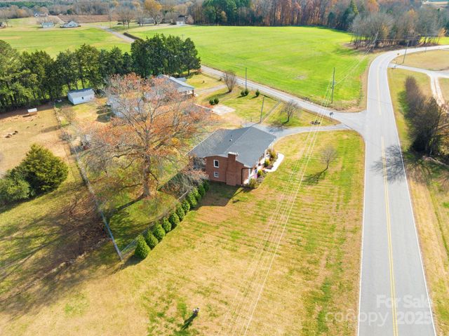 577 John Crotts Road, Mocksville, NC 27028