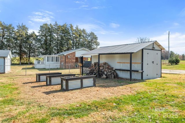 577 John Crotts Road, Mocksville, NC 27028