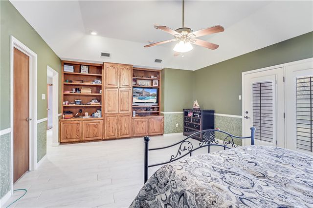 441 Colony Dr, Corpus Christi, TX 78412