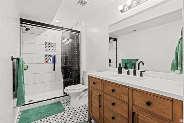 348 E COVENTRY WAY, Stansbury Park, UT 84074