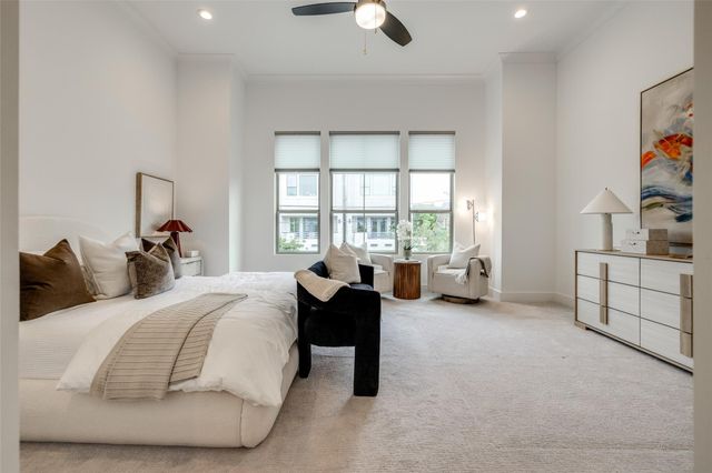 610 Willard Street, Houston, TX 77006