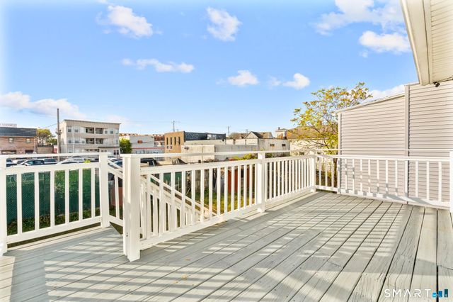 75 Commercial Street, Bridgeport, CT 06606