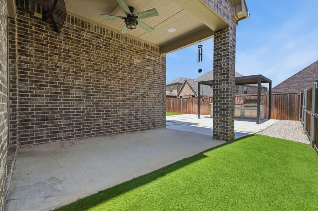 2433 Mare Road, Carrollton, TX 75010