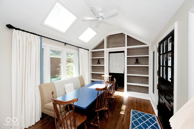 5942 Hillside Avenue East Drive, Indianapolis, IN 46220