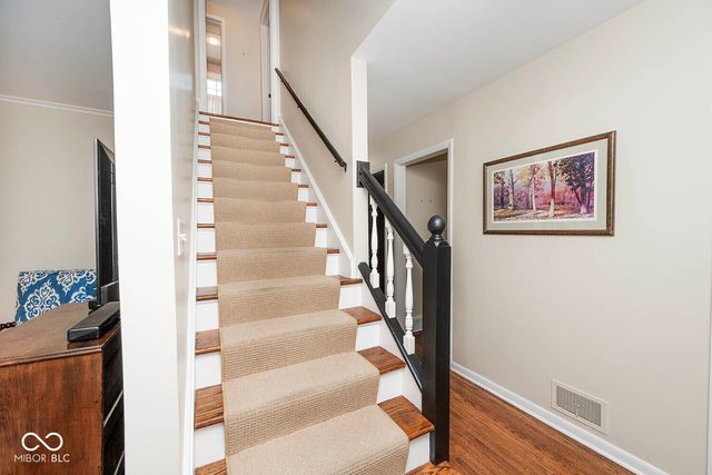 5942 Hillside Avenue East Drive, Indianapolis, IN 46220