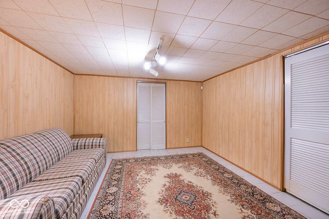 5942 Hillside Avenue East Drive, Indianapolis, IN 46220