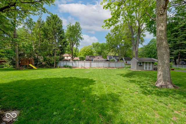 5942 Hillside Avenue East Drive, Indianapolis, IN 46220