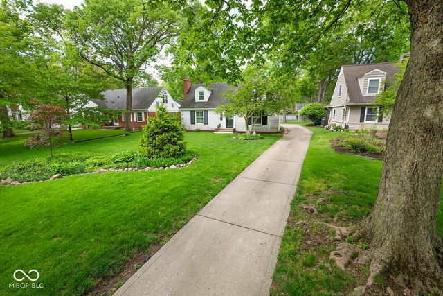 5942 Hillside Avenue East Drive, Indianapolis, IN 46220