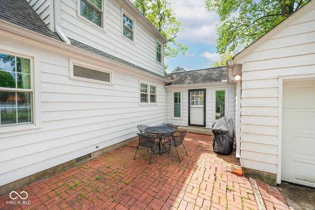 5942 Hillside Avenue East Drive, Indianapolis, IN 46220
