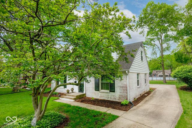 5942 Hillside Avenue East Drive, Indianapolis, IN 46220