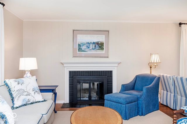 5942 Hillside Avenue East Drive, Indianapolis, IN 46220