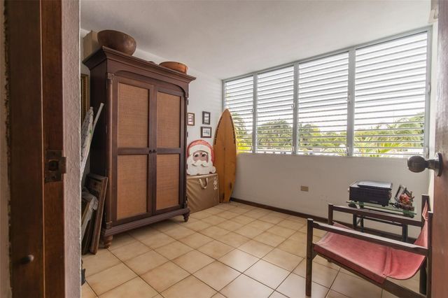 5 CALLE 5, Guaynabo, PR 00966