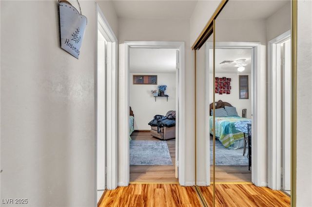 3543 Newland Avenue, Las Vegas, NV 89121