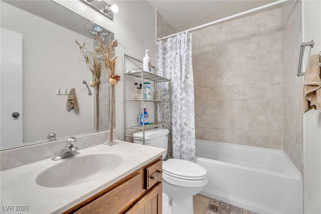 3543 Newland Avenue, Las Vegas, NV 89121