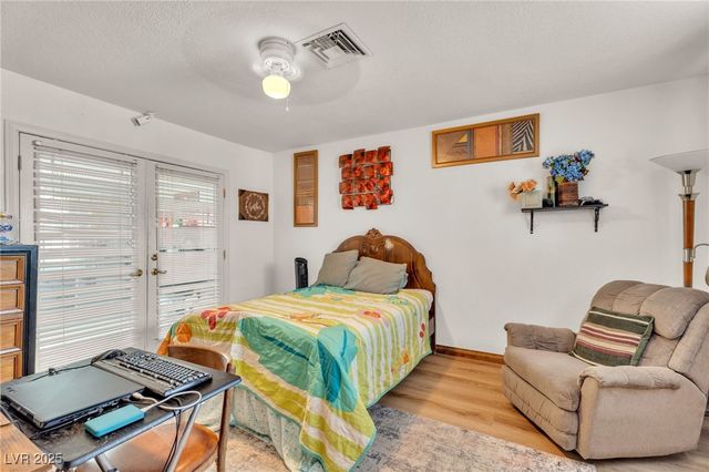 3543 Newland Avenue, Las Vegas, NV 89121