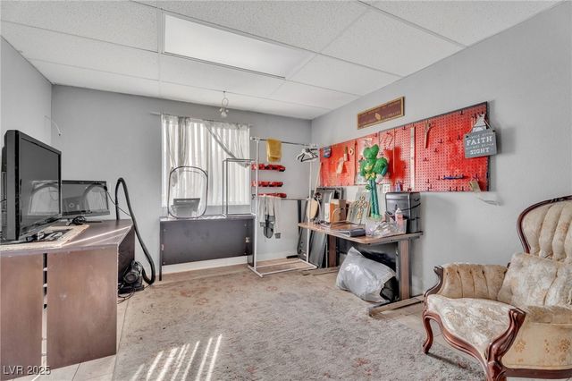 3543 Newland Avenue, Las Vegas, NV 89121