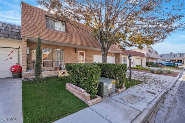 3543 Newland Avenue, Las Vegas, NV 89121