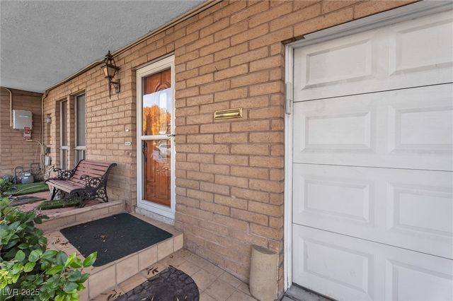 3543 Newland Avenue, Las Vegas, NV 89121