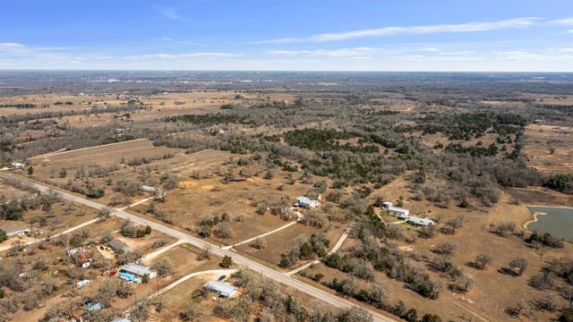 5066 Fm 535, Cedar Creek, TX 78612
