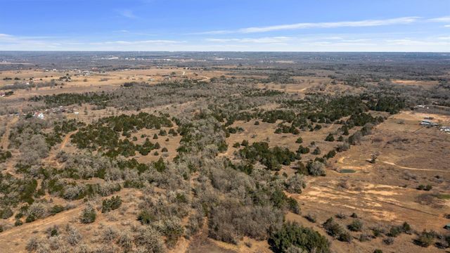 5066 Fm 535, Cedar Creek, TX 78612