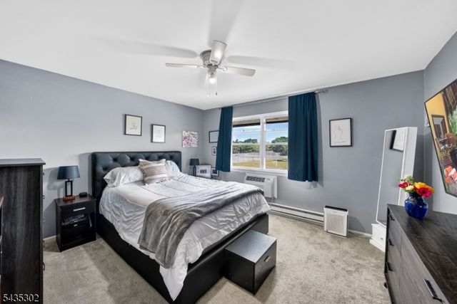 808 Eves Dr 1k, Hillsborough Twp., NJ 08844