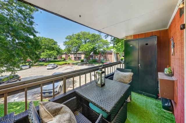 808 Eves Dr 1k, Hillsborough Twp., NJ 08844