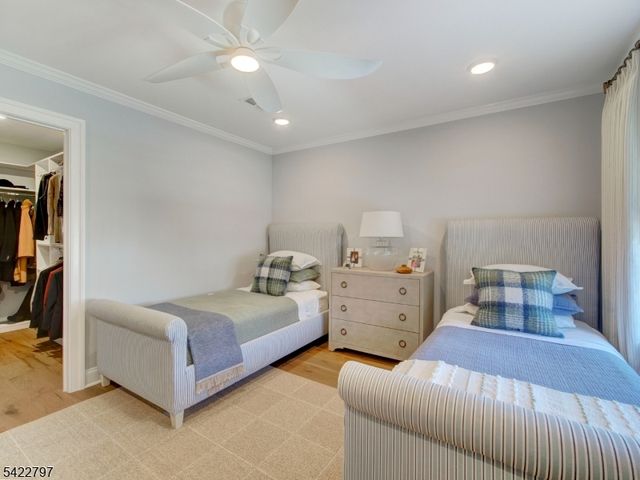 30 Dahlia Dr, Warren Twp., NJ 07059