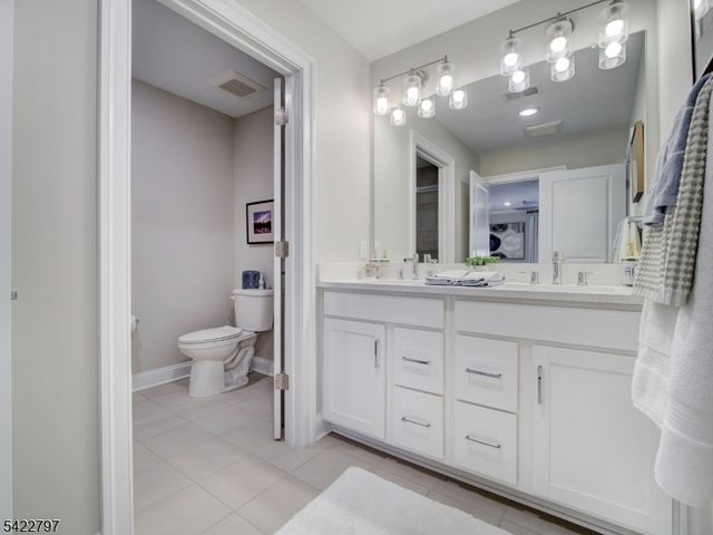 30 Dahlia Dr, Warren Twp., NJ 07059