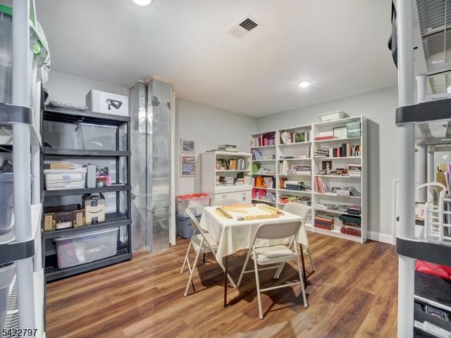 30 Dahlia Dr, Warren Twp., NJ 07059