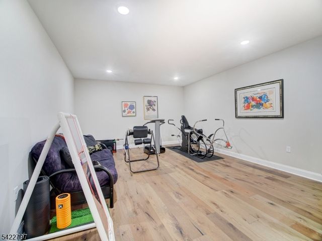 30 Dahlia Dr, Warren Twp., NJ 07059