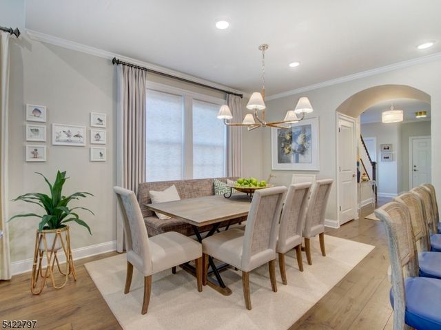 30 Dahlia Dr, Warren Twp., NJ 07059