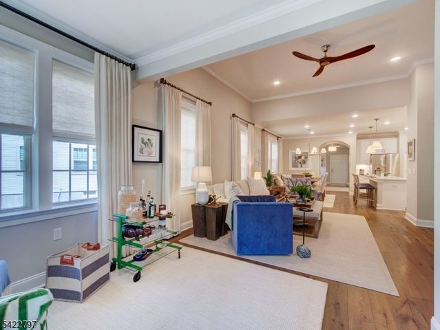 30 Dahlia Dr, Warren Twp., NJ 07059