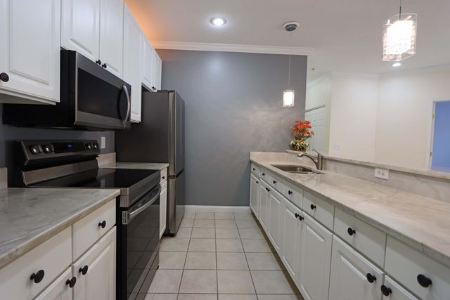 2245 Riverside Drive, 309, Columbus, OH 43221