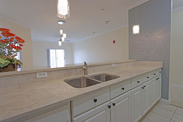 2245 Riverside Drive, 309, Columbus, OH 43221