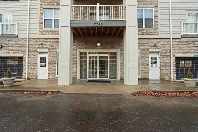 2245 Riverside Drive, 309, Columbus, OH 43221
