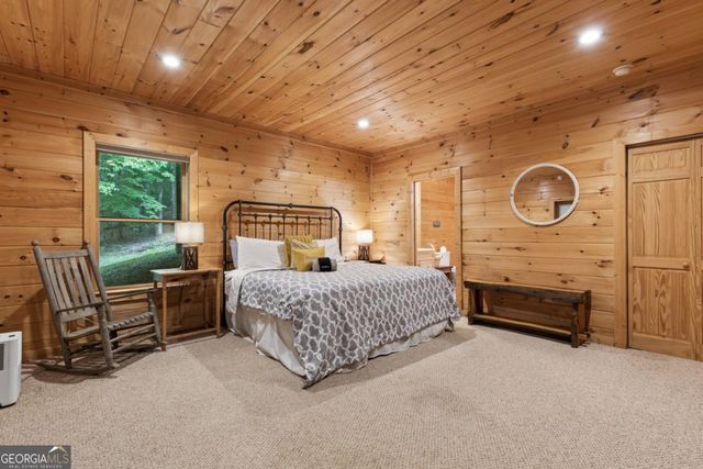 220 Solar Drive, Blue Ridge, GA 30513