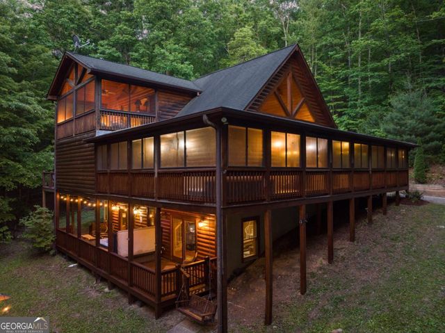 220 Solar Drive, Blue Ridge, GA 30513