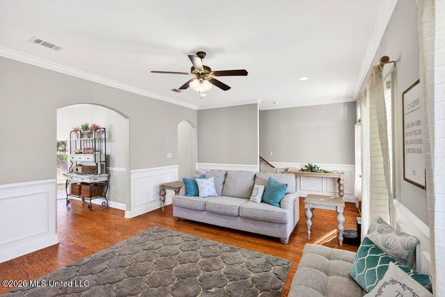 6 Sweetgrass Lane, Ocean Springs, MS 39564