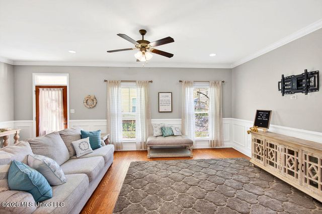 6 Sweetgrass Lane, Ocean Springs, MS 39564