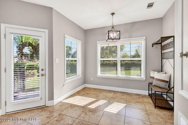 6 Sweetgrass Lane, Ocean Springs, MS 39564