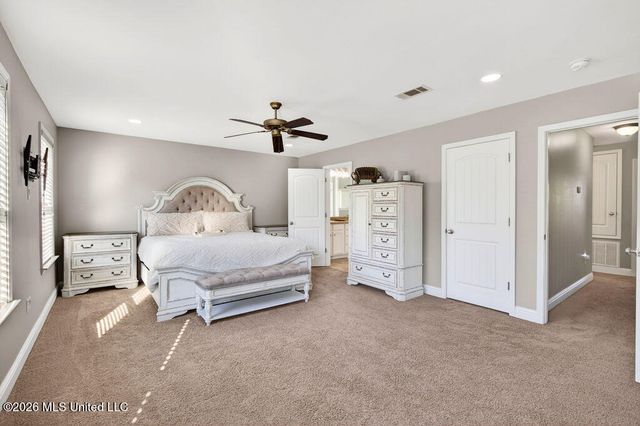 6 Sweetgrass Lane, Ocean Springs, MS 39564