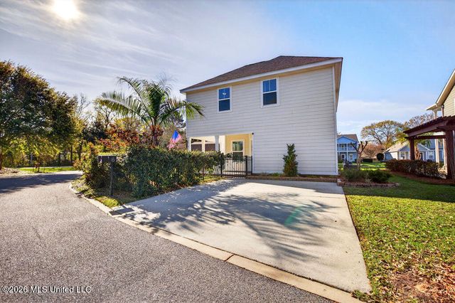 6 Sweetgrass Lane, Ocean Springs, MS 39564