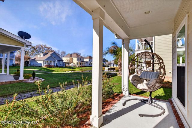 6 Sweetgrass Lane, Ocean Springs, MS 39564