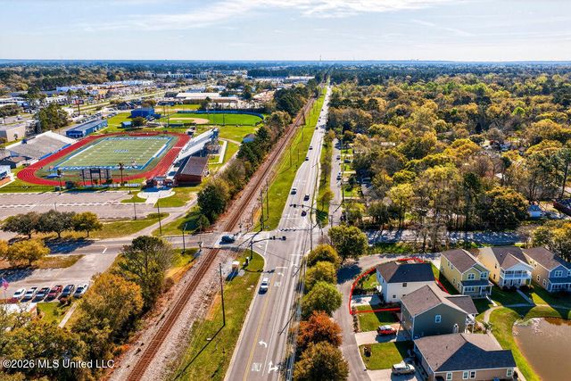 6 Sweetgrass Lane, Ocean Springs, MS 39564