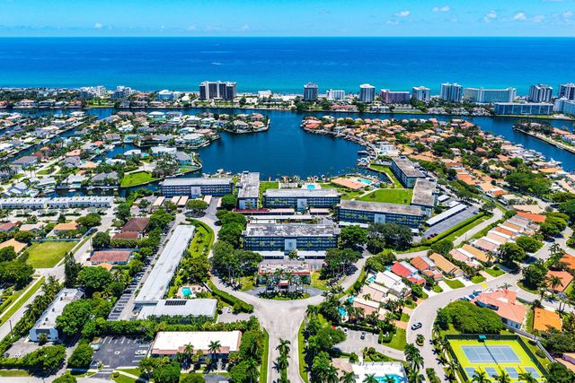 207 Tropic Isle Drive 208, Delray Beach, FL 33483