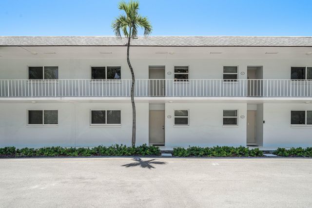 207 Tropic Isle Drive 208, Delray Beach, FL 33483